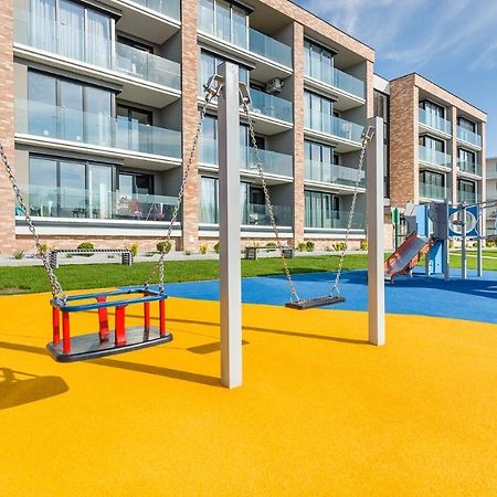 Apartament Z 1 Sypialnia Retro Deluxe 60 F Perlowa Przystan - Holiday City Kołobrzeg Eksteriør billede