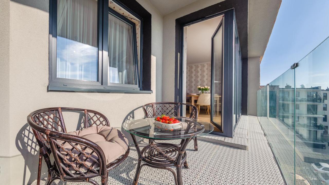 Apartament Z 1 Sypialnia Retro Deluxe 60 F Perlowa Przystan - Holiday City Kołobrzeg Eksteriør billede
