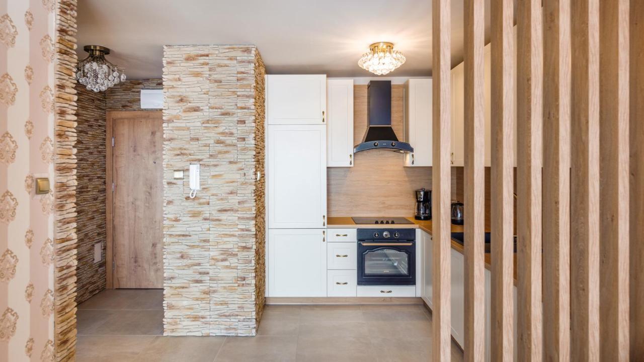 Apartament Z 1 Sypialnia Retro Deluxe 60 F Perlowa Przystan - Holiday City Kołobrzeg Eksteriør billede