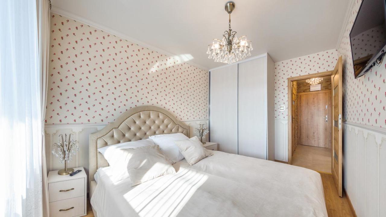 Apartament Z 1 Sypialnia Retro Deluxe 60 F Perlowa Przystan - Holiday City Kołobrzeg Eksteriør billede