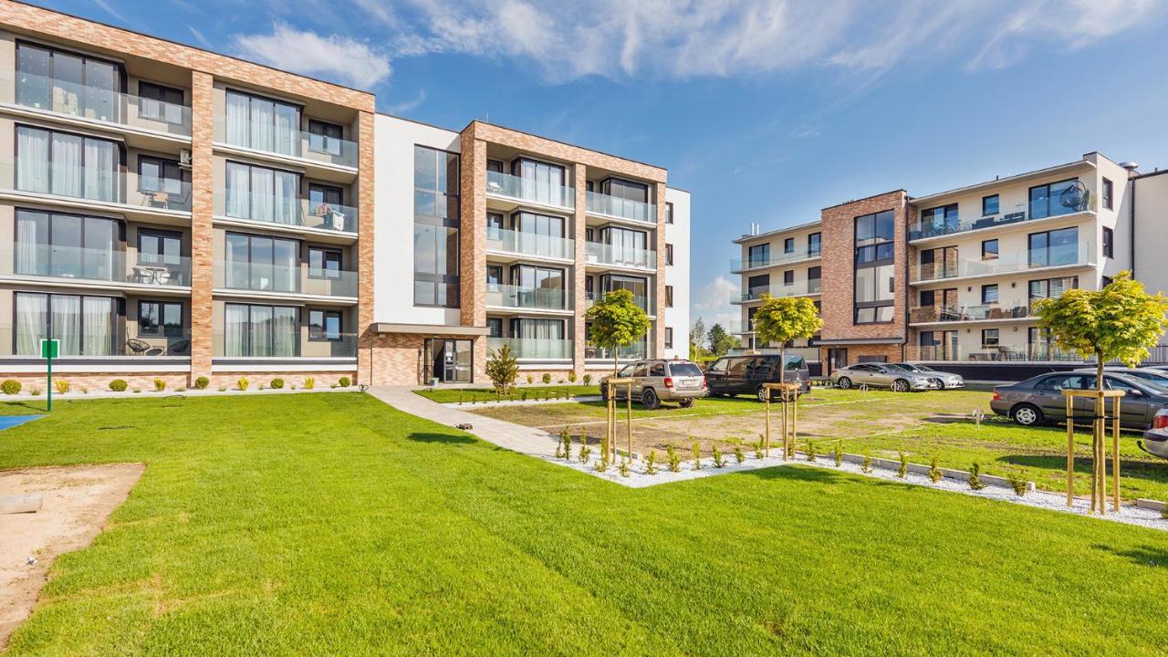 Apartament Z 1 Sypialnia Retro Deluxe 60 F Perlowa Przystan - Holiday City Kołobrzeg Eksteriør billede