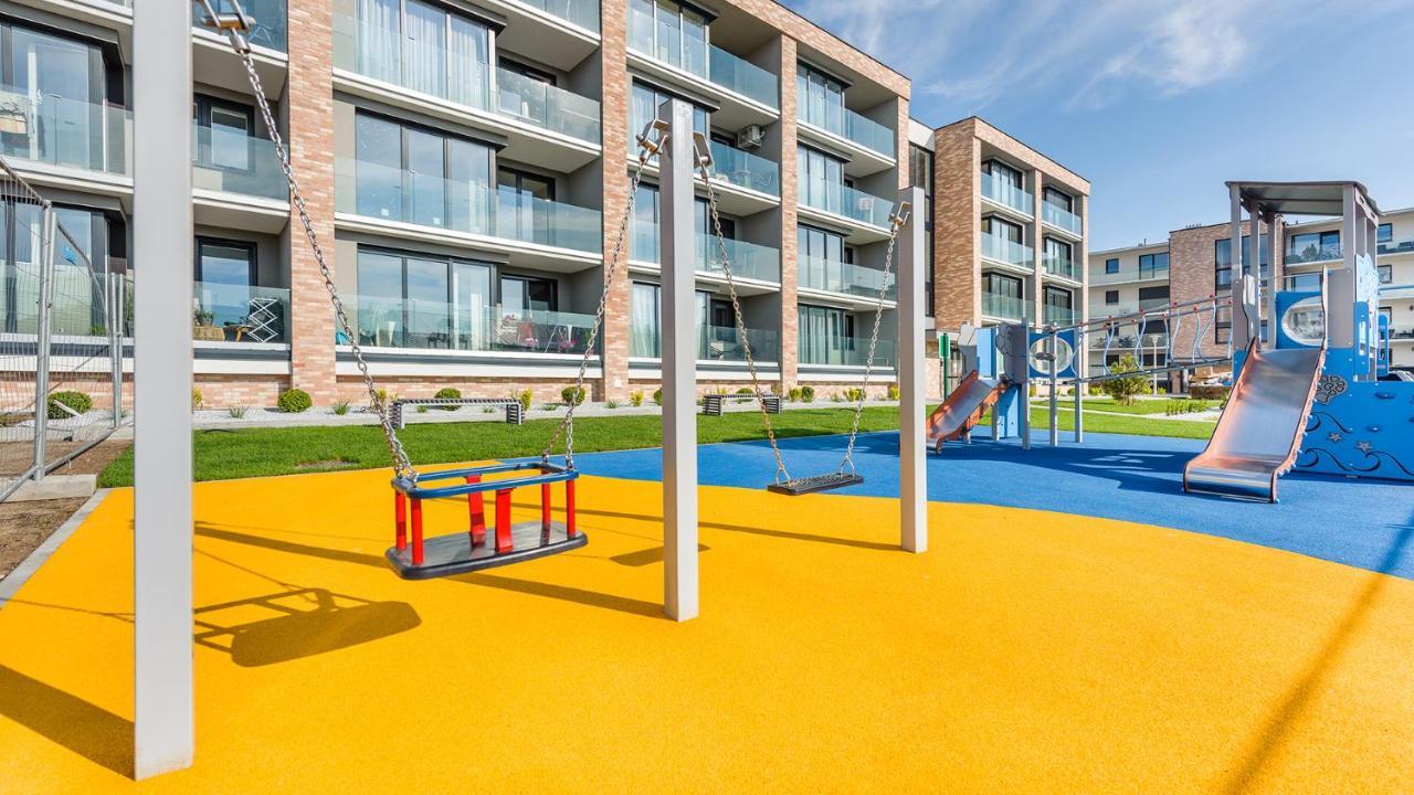 Apartament Z 1 Sypialnia Retro Deluxe 60 F Perlowa Przystan - Holiday City Kołobrzeg Eksteriør billede